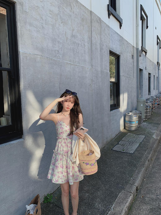 金蘑菇菇 爱意如晚霞 呼吸亚麻系列 / 法式温柔风碎花吊带连衣裙 商品图5