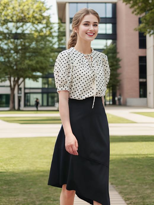 V领泡泡袖系带上衣 商品图3