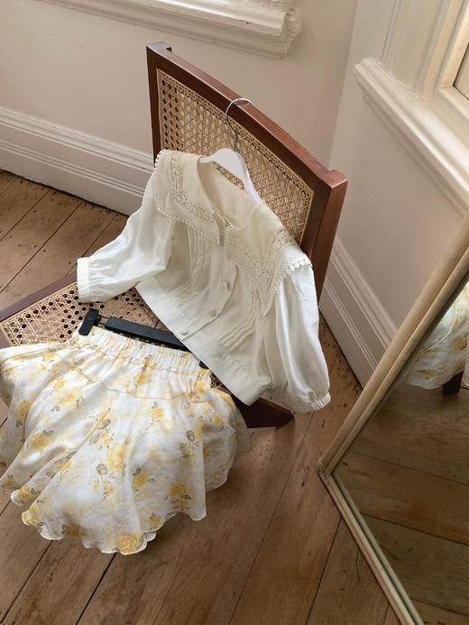 金蘑菇菇 poesie给朱丽叶的信/ 法式刺绣衬衫设计感小众别致上衣 商品图1