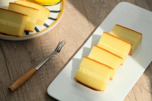 📣【长崎芝士蛋糕3盒装】🔸1、加入香浓进口芝士增添奶香与绵密口感，❣️吃起来软软糯糯！ 商品图2