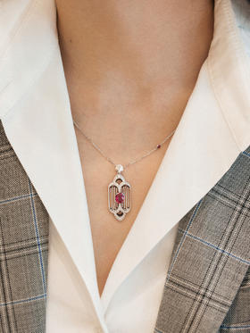 LUCINE高级珠宝｜《曼哈顿》系列 克莱斯勒红宝石吊坠