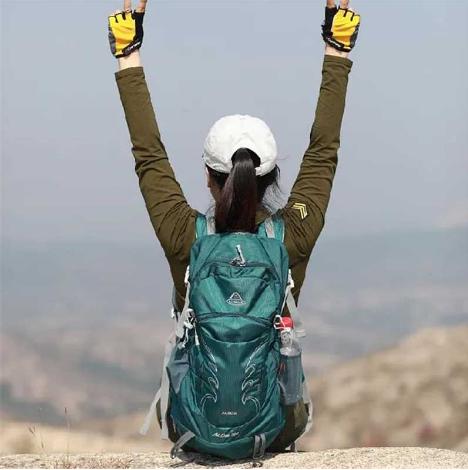 【爆款】艾王户外徒步登山包悬浮背包男女30L露营徒步旅行双肩背包KA-1869（送防雨罩） 商品图5