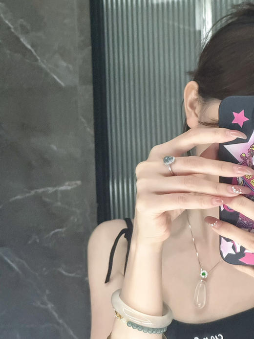 蓝水翡翠葫芦戒指
天然翡翠 〰️ 商品图1