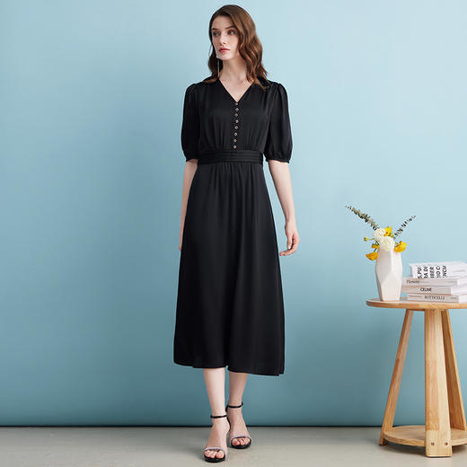 EITIE爱特爱夏季新款通勤纯色气质V领收腰连衣裙7407167 商品图1