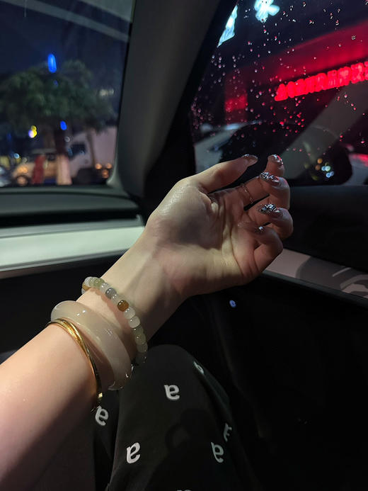 翡翠版多宝手串.199🉐️
材质和田玉 〰️ 商品图4