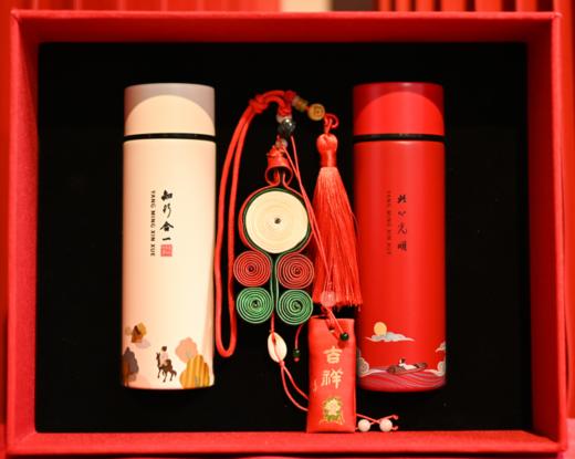 并蒂同心（红白定制案例） 商品图0