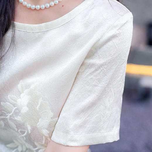 【现货】国风  刺绣款上衣 商品图3