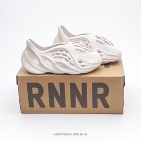 阿迪达斯椰子洞洞鞋
合集