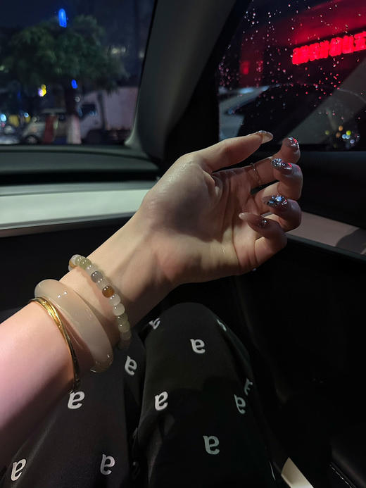 翡翠版多宝手串.199🉐️
材质和田玉 〰️ 商品图3