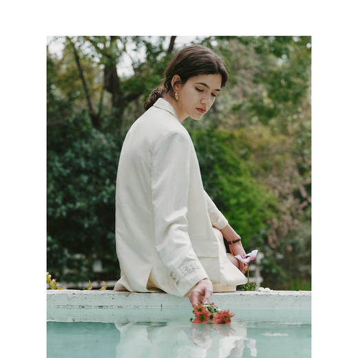 TeenieWeenie小熊字母西装外套女夏季女西服TTJK246411I 商品图1