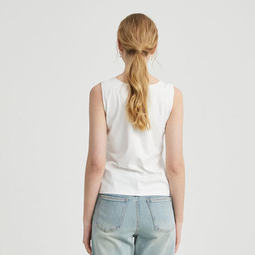 VIVIAN LIU薇薇安刘R2427301春女装新款圆领口镶钻点缀内搭背心 商品图1