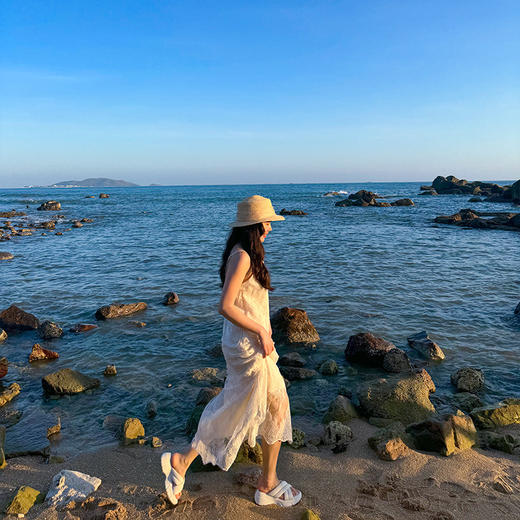 【现货】一姐私服：重磅刺绣连衣裙 商品图3