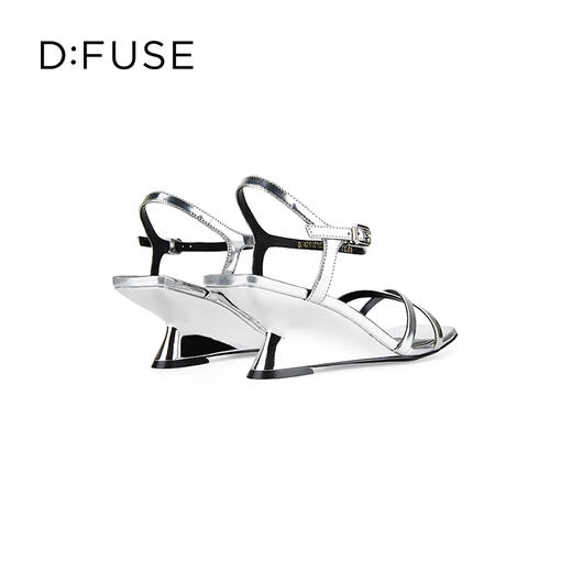D:FUSE迪芙斯2024夏季新款简约条带坡跟方头OL风凉鞋DF42115167 商品图6