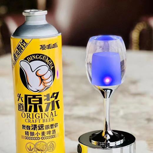 顶呱呱 头道原浆小麦啤酒 990ml*1瓶/6瓶 颜色随机 商品图1