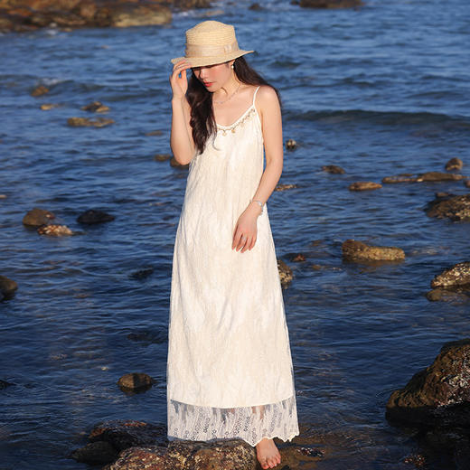 【现货】一姐私服：重磅刺绣连衣裙 商品图0