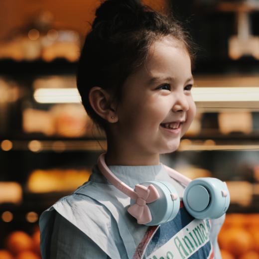 zoyzoii挂脖小风扇儿童usb充电风扇懒人F8 商品图4