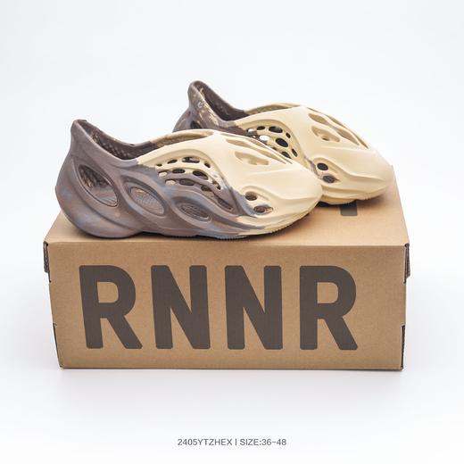 阿迪达斯椰子洞洞鞋
合集 商品图7