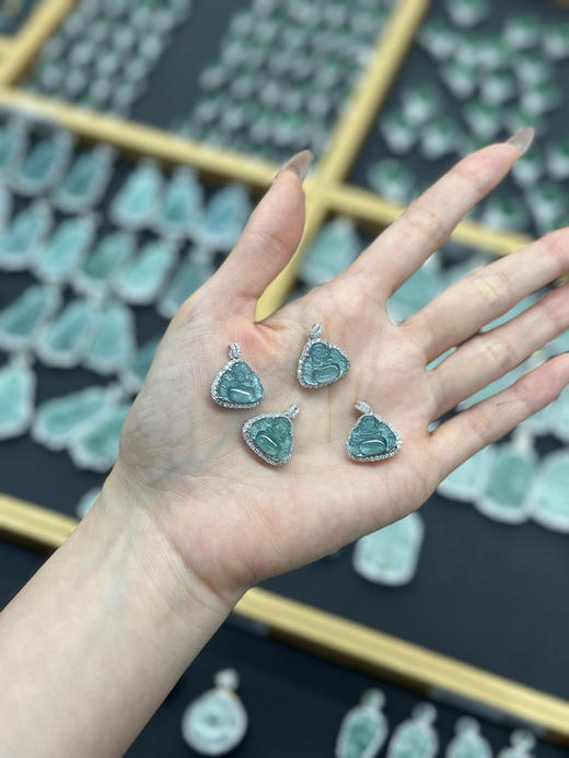 蓝水翡翠小佛公 商品图5