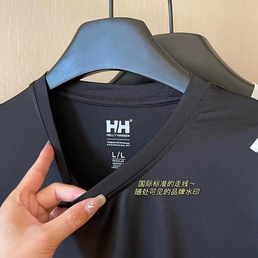 男士UPF50+夏季新款防晒吸汗舒适短袖HPFOIL系列 面料速干 而且弹性大 商品图4