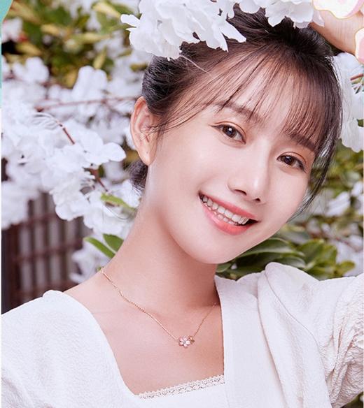 周六福18K金项链女樱花醉项链生日礼物KIHH066833 约40+5cm 520情人节礼物 商品图1