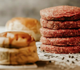 牛肉饼 汉堡肉新鲜牛肉儿童早餐半成品冷冻牛排