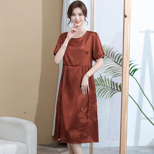 MC 24气质国风连衣裙遮肚妈妈宽松洋气裙 商品图3