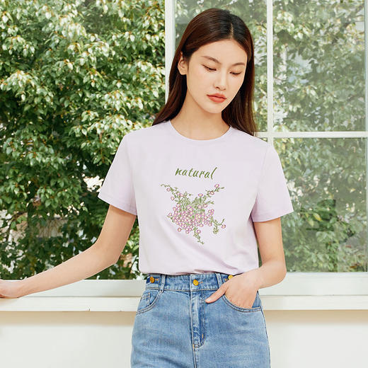 玳莎绣花印花设计感小众T恤女2024夏季新款优雅气质圆领短袖上衣  EB32104 商品图2