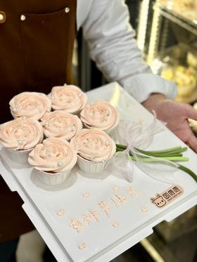 7个杯子奶油花 定制 