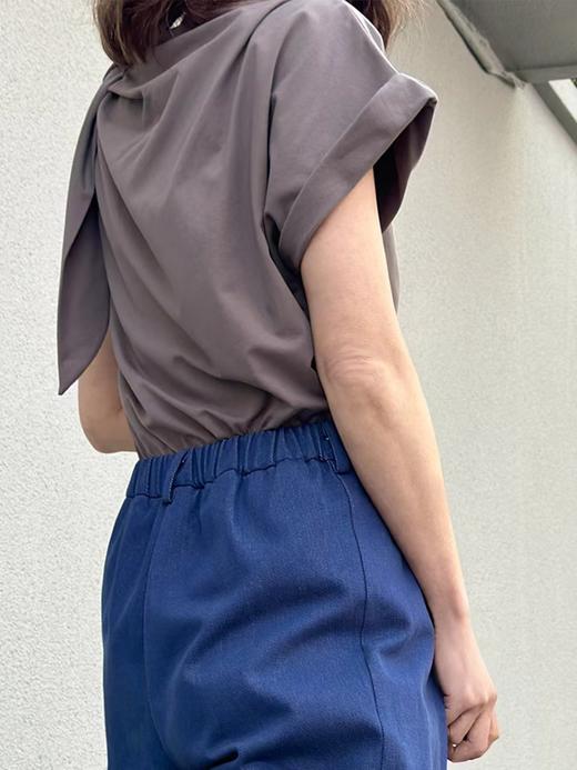 TYNVIE 不对称打结装饰T-shirt-灰色 商品图6