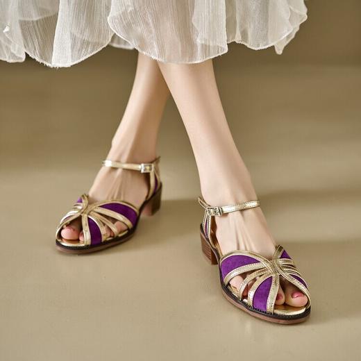 【预售5天】包头拼色一字扣粗跟凉鞋女夏季新款女鞋复古编织中跟罗马鞋MLNS&DY625 商品图4