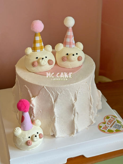 小熊立体手绘蛋糕（三个熊头） 商品图1