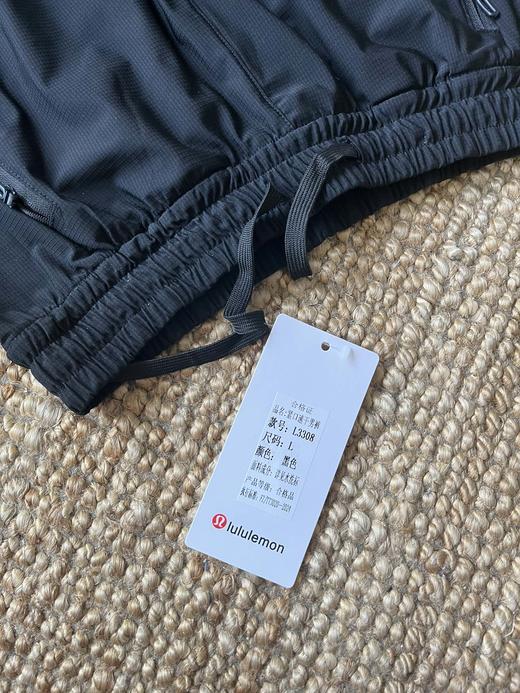 点此购买 Lululemon春夏季男士速干长裤 md 288391 商品图12