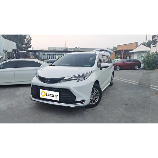 丰田 赛那 SIENNA 2.5L 混动 舒适版【长租-北京】 商品图1