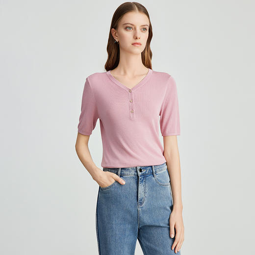 EITIE爱特爱夏季新款舒适轻薄莱赛尔蚕丝短袖V领纯色针织T恤B2401330 商品图4