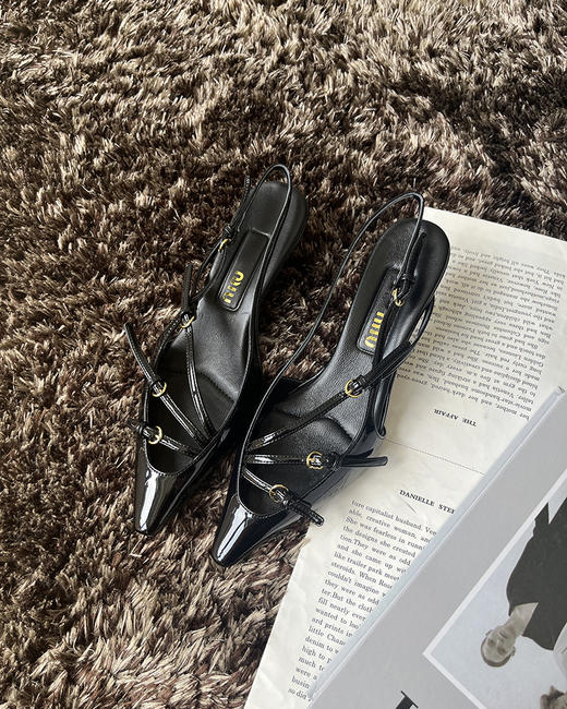 现货 THS 5.18-限时 缪家 女士小尖头漆皮 优雅绑带猫跟穆勒凉鞋 4色 BZ1176 商品图7