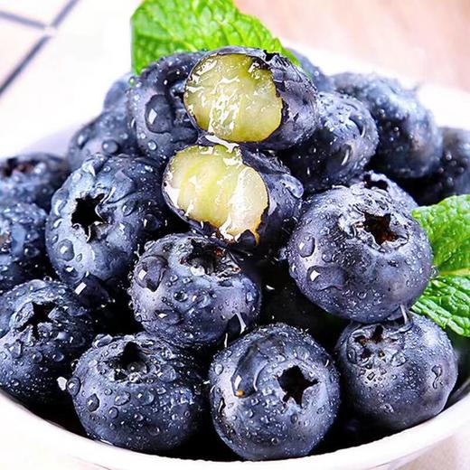 国产沃田蓝蓝莓手提装(15mm+)125g*8盒【分仓直发，72小时发货，周末节假日不发货】 商品图1