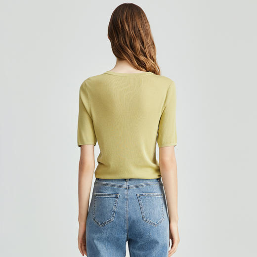 EITIE爱特爱夏季新款舒适轻薄莱赛尔蚕丝短袖V领纯色针织T恤B2401330 商品图9