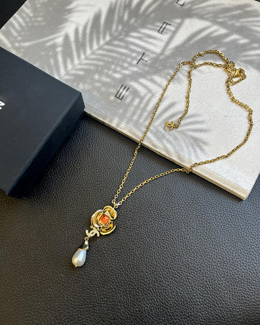 现货 THS 5.18-无 香家 金色山茶花系列 花朵造型设计饰品  CU1180 商品图8