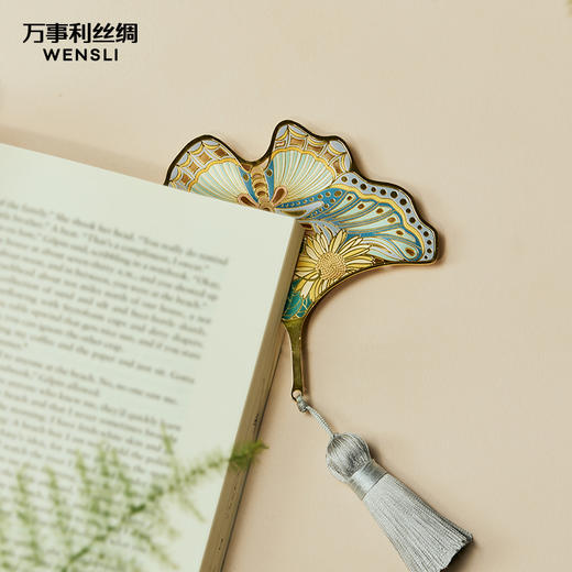 万事利“花飞蝶舞”丝巾香薰礼盒 商品图3