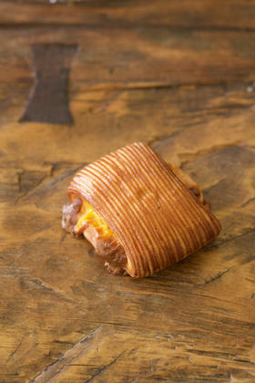 芝士午餐肉可颂