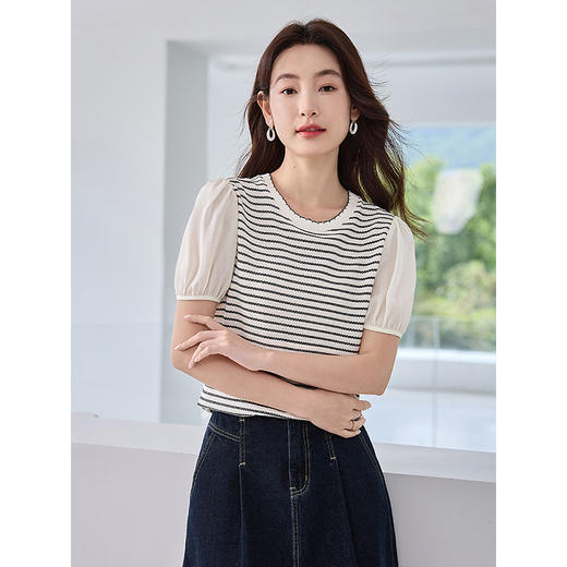 【专属特价】熙世界法式复古条纹针织T恤短袖夏新款宽松显瘦泡泡袖圆领上衣 商品图2