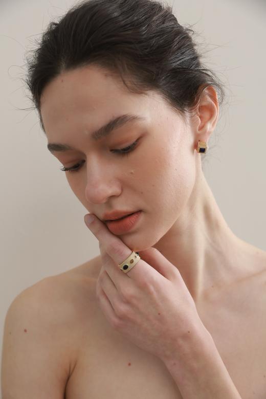 SOL DE VERANO 格兰纳达系列立方体耳钉 商品图2