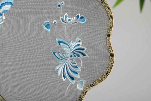 蜀绣双面宫扇-蝶恋花 商品图4