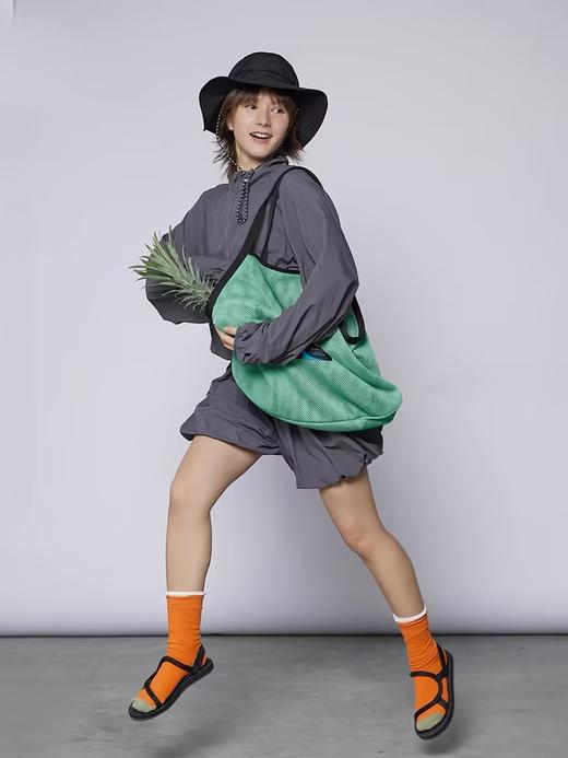 步履不停/4B23089C/勤户外运动防晒衫三防外套上衣 商品图1