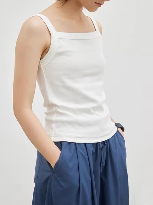 步履不停/4B14037C/基础多色坑条吊带 商品图4