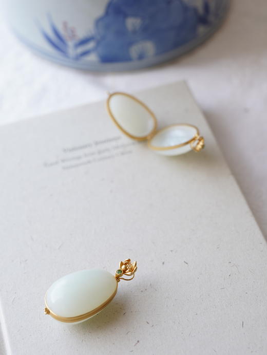 福田在心 · 和田白玉香盒【 嘉石283】 商品图0