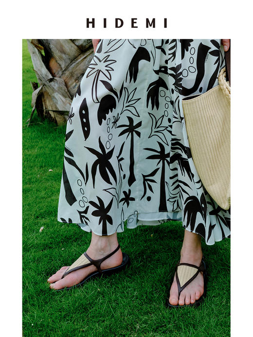 HIDEMI【董生活同款】度假系列草编拼皮极简人字三角形设计感夹脚厚底凉鞋 商品图9