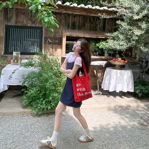 <曾小咸推荐>新品最最最后一波现货！卖完下架不再补！微信粉丝打折价！【韩系甜美范】藏蓝色连衣裙 日常119.99 立减50 秒杀69.99！！ 商品图4