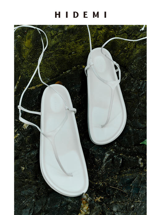 HIDEMI 极简夹脚人字绑带式厚底白色凉鞋 商品图8