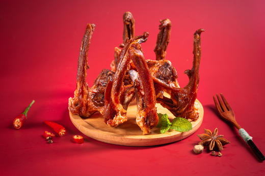 罗大胡子风干鸭锁骨 零食香辣鸭架熟食网红休闲小吃 商品图3